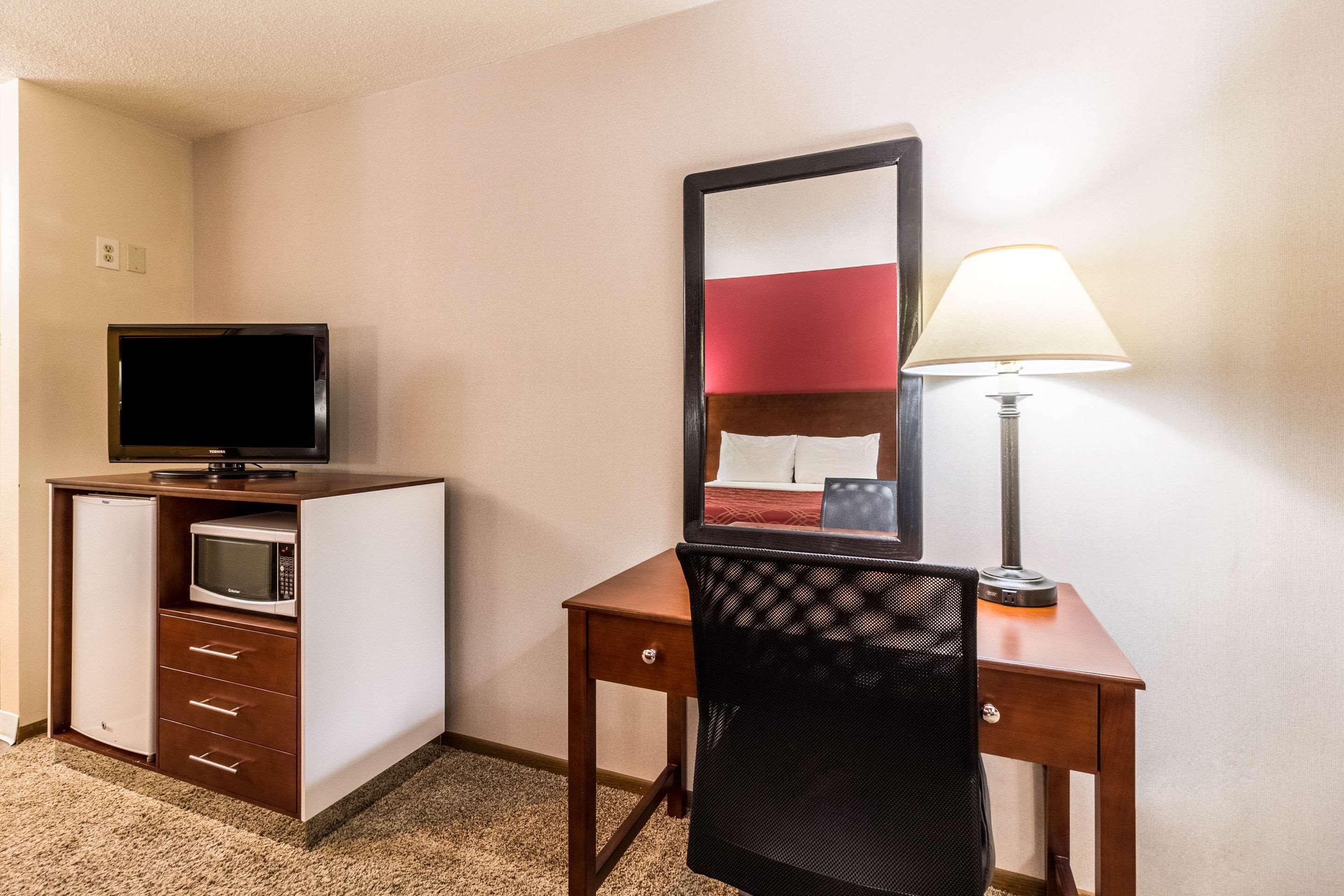 Econo Lodge - Valley City Extérieur photo