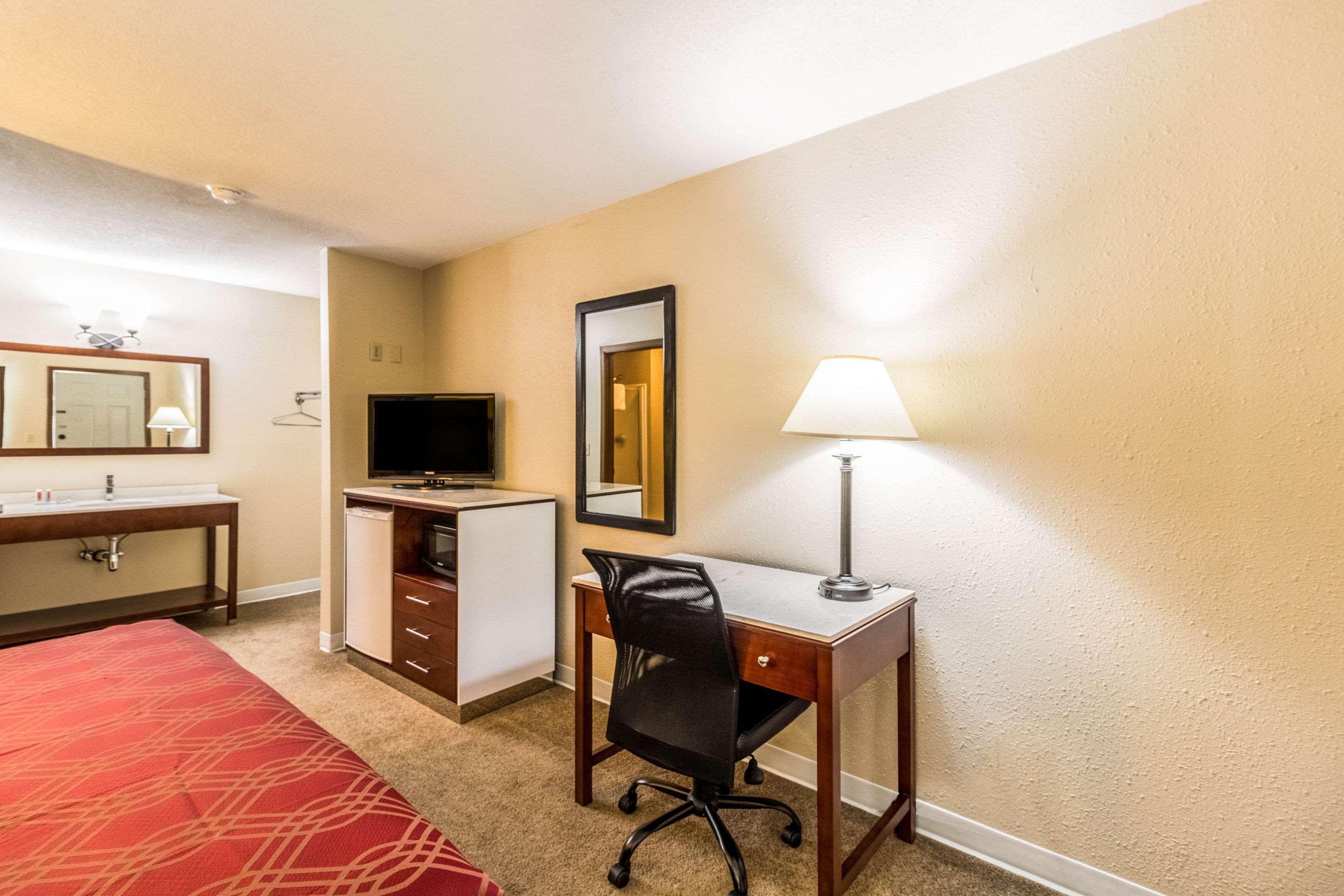 Econo Lodge - Valley City Extérieur photo