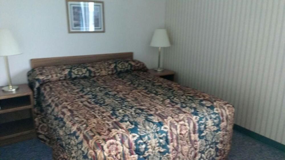 Econo Lodge - Valley City Extérieur photo