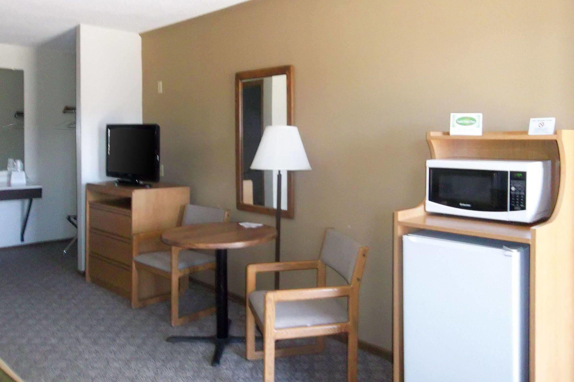 Econo Lodge - Valley City Extérieur photo